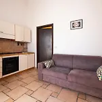 Casa Lapilli Дом отдыха Полиньяно-а-Маре